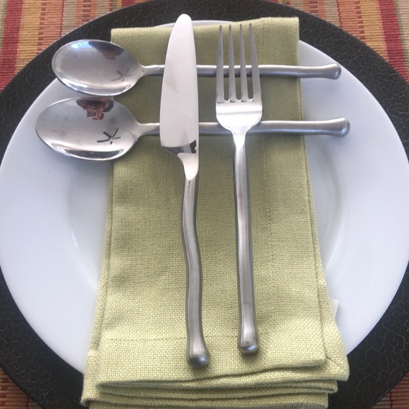 GS Silverware Set - Picture 1 of 4